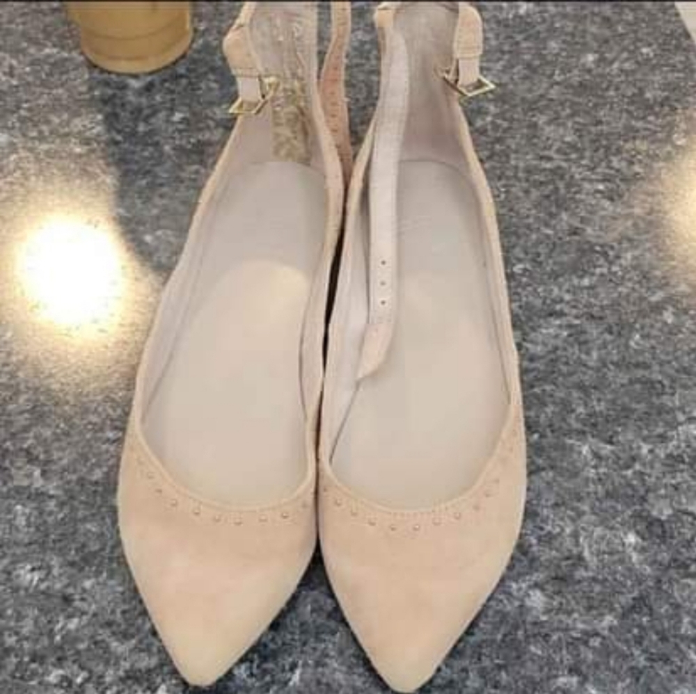 Joie flats